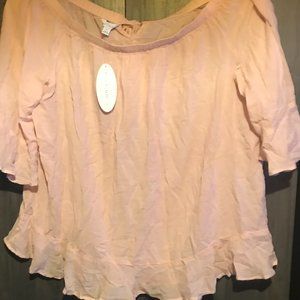 Rose Smoke Boutique Blouse (rear neck tie).  Cute!